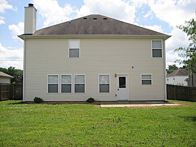 Building Photo - 1215 Lasalle Dr