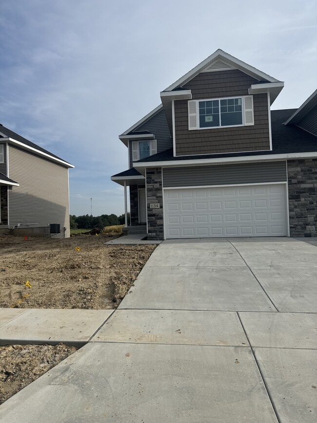 Building Photo - 134 Samuel Ave