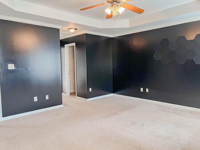 Building Photo - 6117 Independence Way