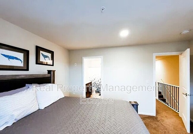 Building Photo - 2115 201st Pl SE