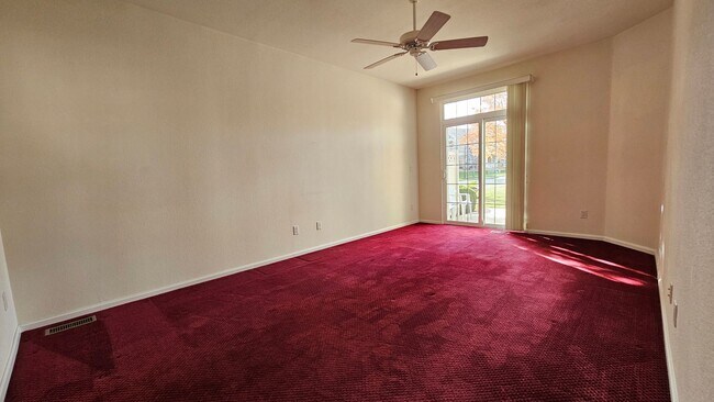 Building Photo - Ranch Townhome in The Broadlands