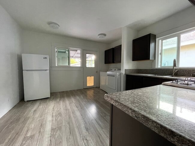 Kitchen - 3346 La Clede Ave