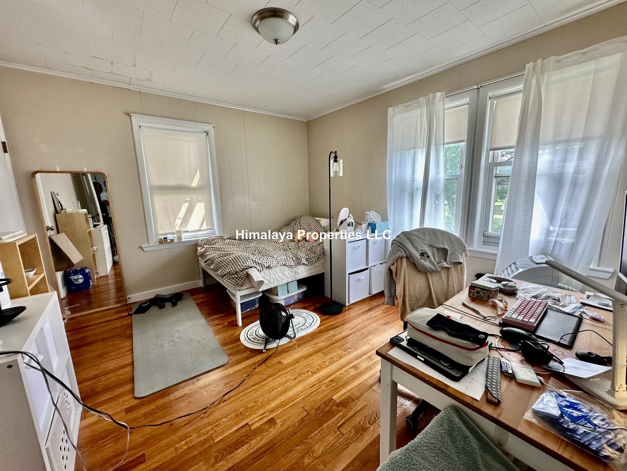 Building Photo - 60 Buzzells Ln