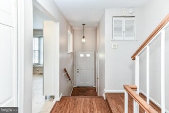 Building Photo - 21 Fendall Ave