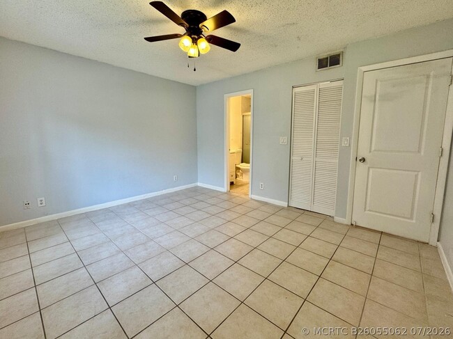 Building Photo - 334 SW 86th Ave