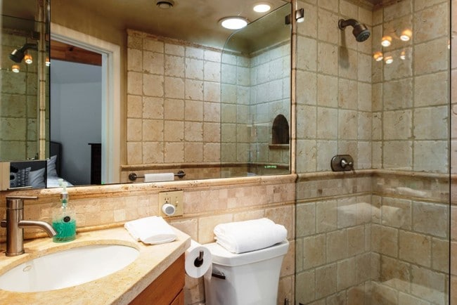 Building Photo - 2505 2nd Ave