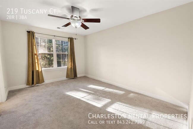 Building Photo - 219 Tuscany Ct