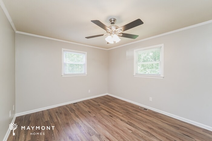 Building Photo - 3973 Maderia Dr NW