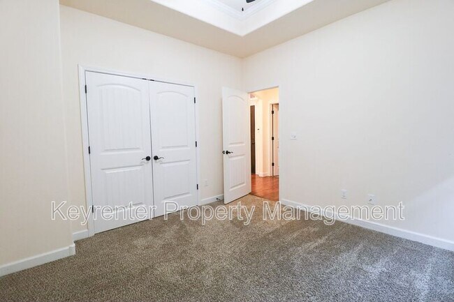 Building Photo - 18618 E 45th St S