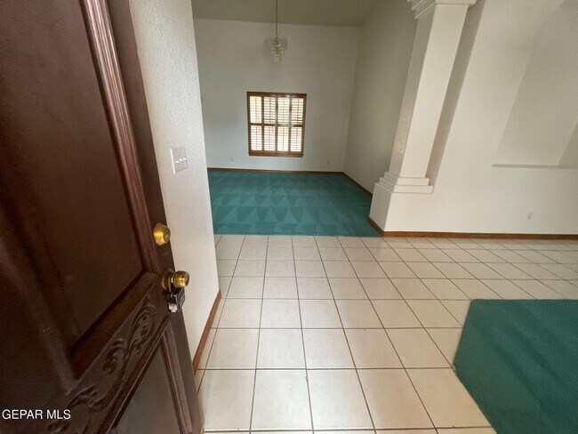 Building Photo - 6851 Rock Canyon Dr