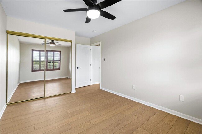 Building Photo - 7375 Freestate Dr