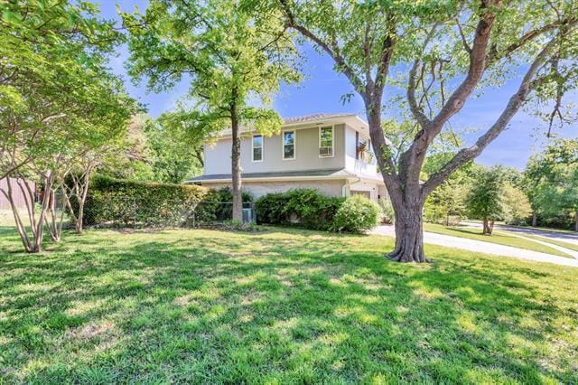 Building Photo - 11140 Lanewood Cir