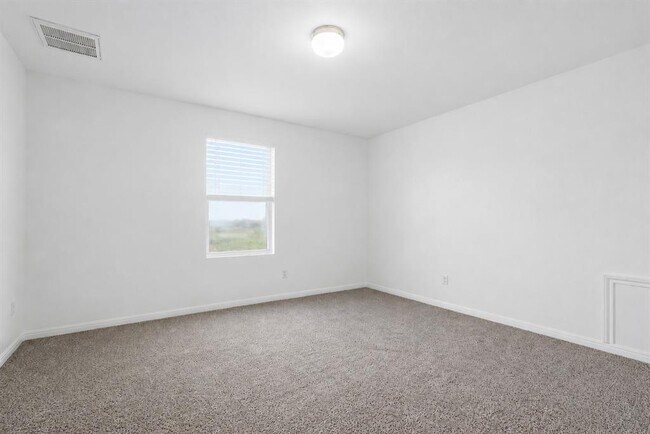 Building Photo - 12900 Cerro Castellan Trace