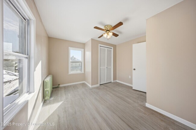 Building Photo - 612 Philo St