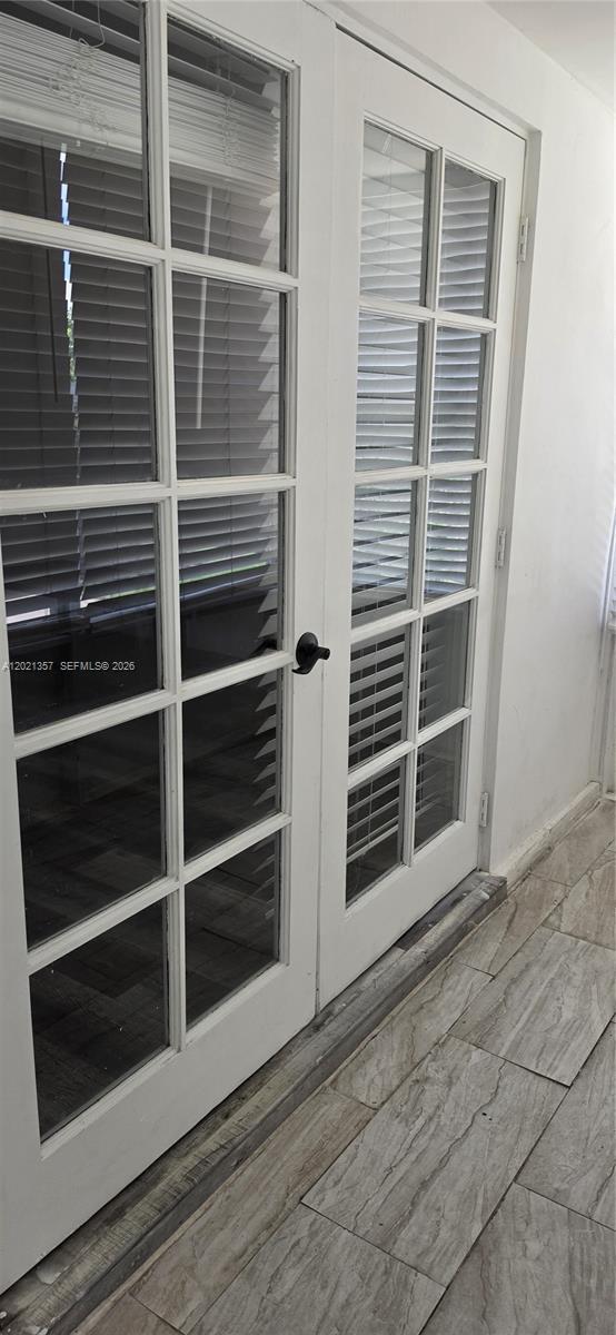 Building Photo - 20201 NE 29th Ct