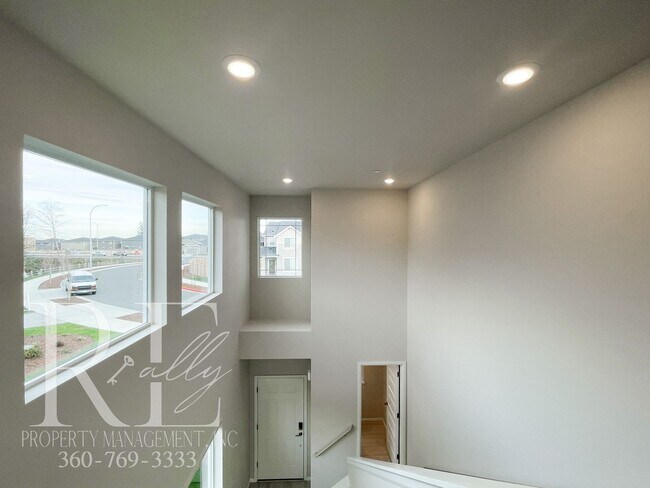 Building Photo - BRAND NEW 2024 HOME!