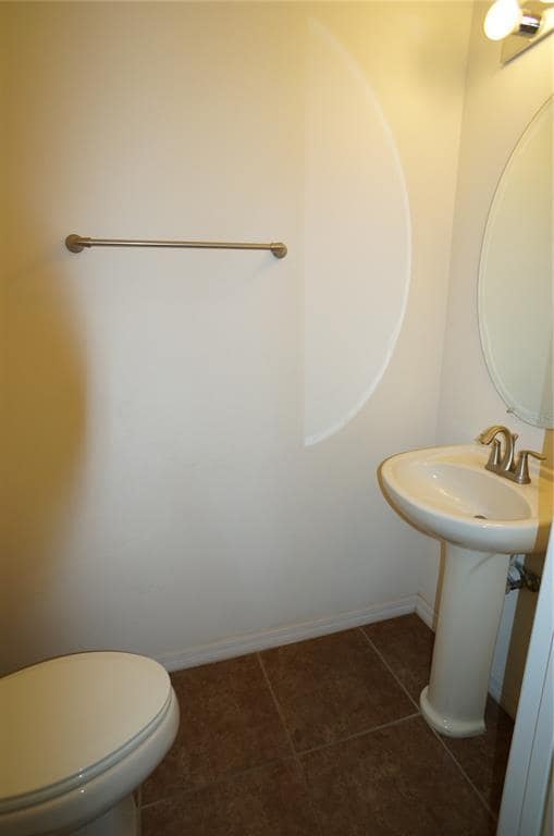 Building Photo - 1515 Bowmore Dr