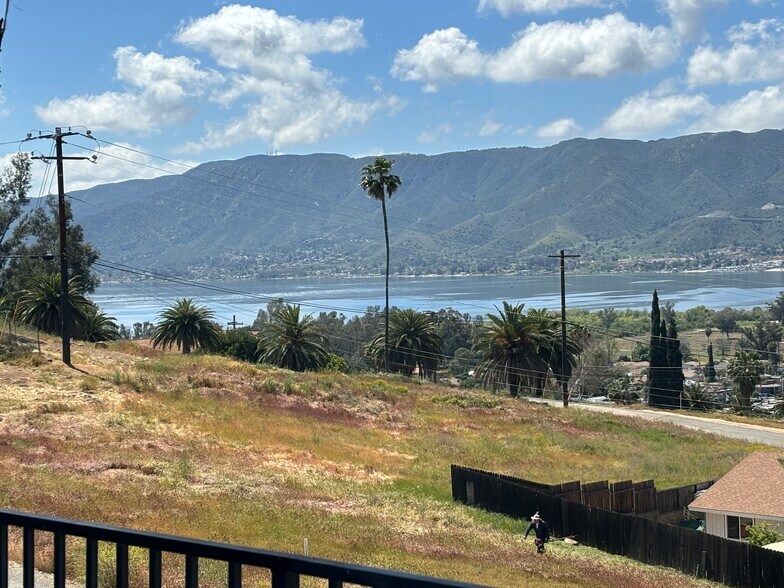 Building Photo - 16840 Bell Ave