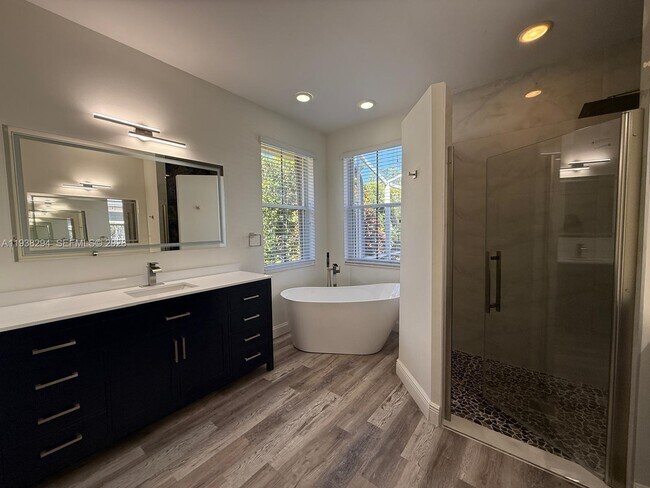 Building Photo - 2408 Deer Creek Rd