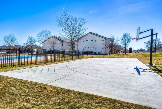 Building Photo - 208 Abraham Way