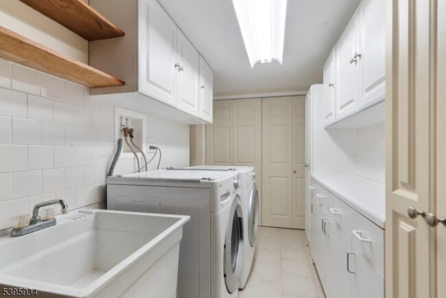 Building Photo - 118 Lexington Ave