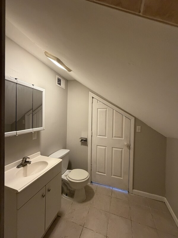 Building Photo - 49 Haledon Ave