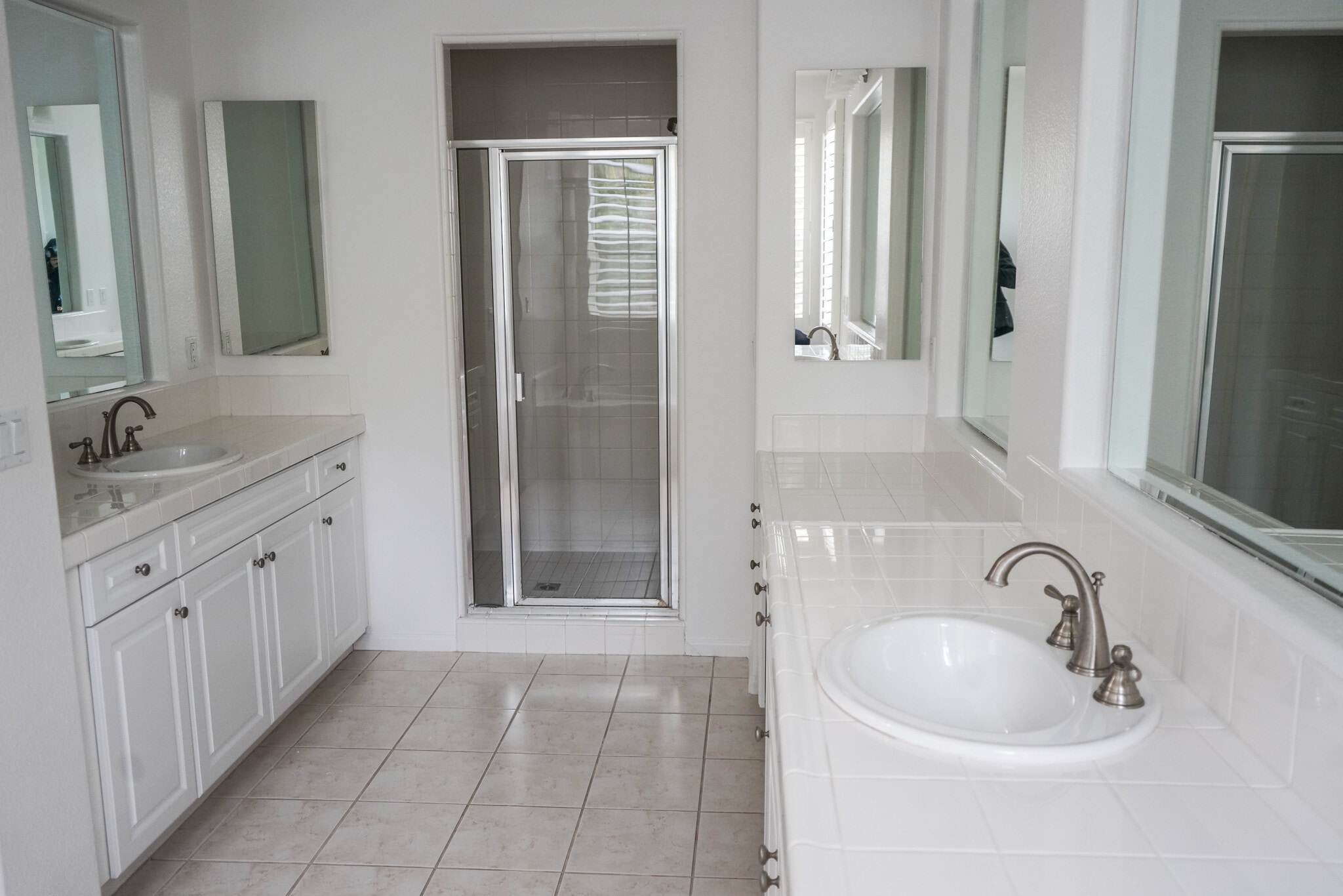 master bath - 1882 Shadetree Dr