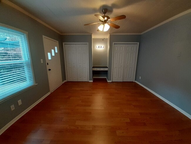 Building Photo - 2001 Highland Ave