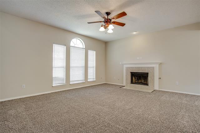 Building Photo - 1908 Walters Dr