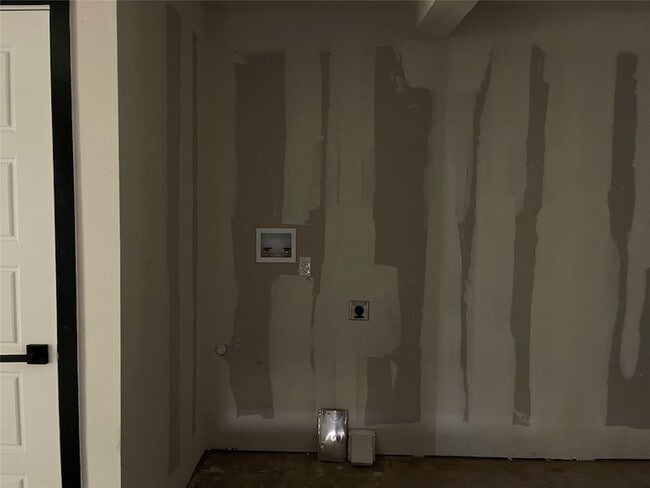 Building Photo - 800 S 2nd St