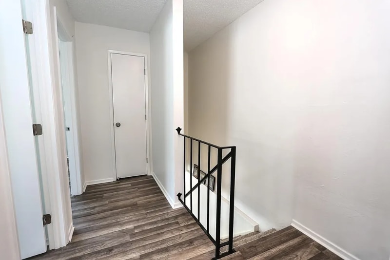 Building Photo - 9017 Casals St