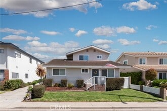 Building Photo - 2703 Curtis Ave