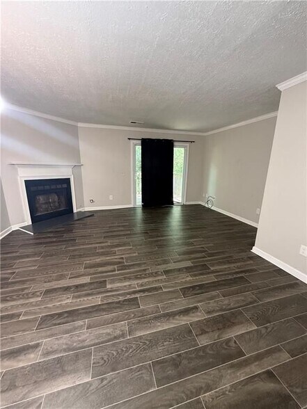 Building Photo - 6458 Bedford Ln