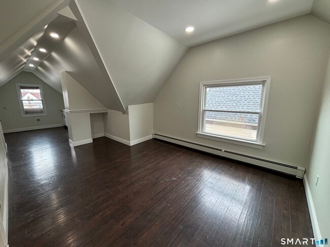 Building Photo - 241 Lewis St