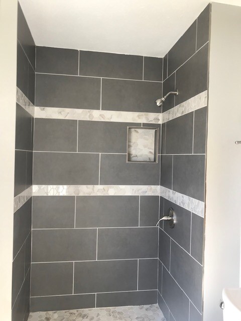 Building Photo - 781 Terrace Dr