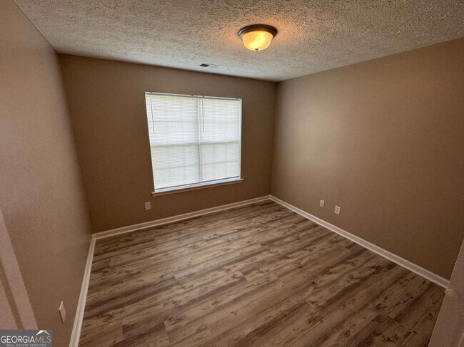 Building Photo - 55 Dove Point Cir