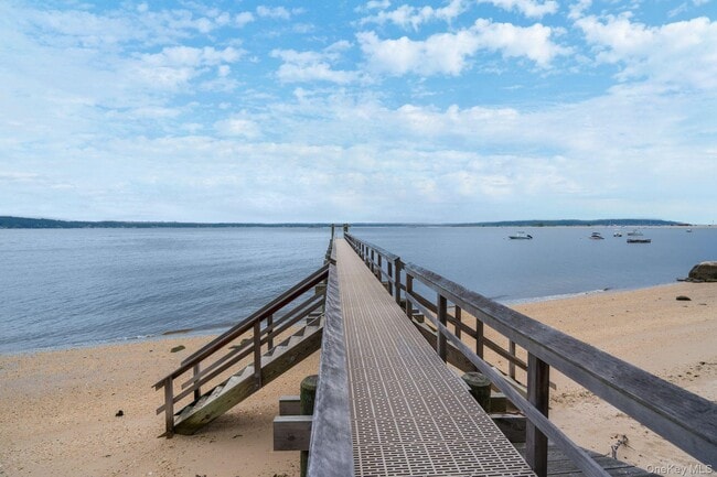 Building Photo - 140 Old Winkle Point Rd