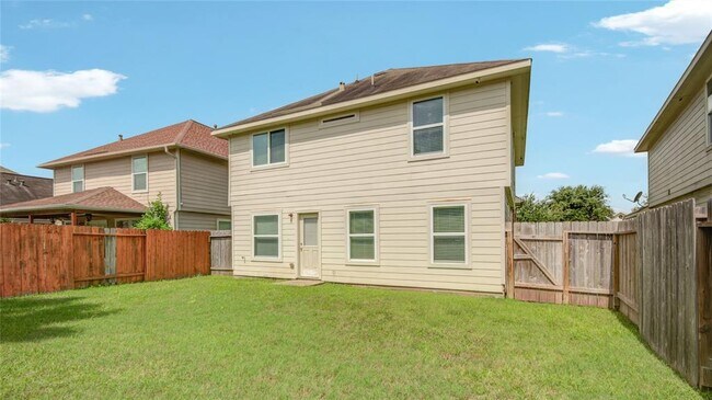 Building Photo - 12543 Chiswick Rd