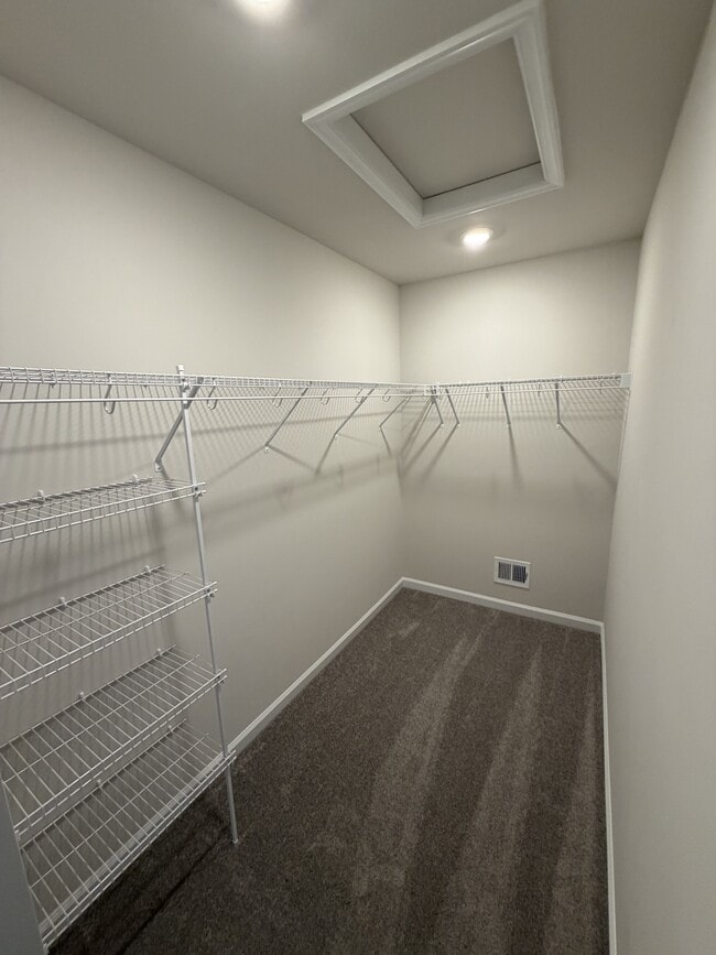Building Photo - 18 Ironwood Ct