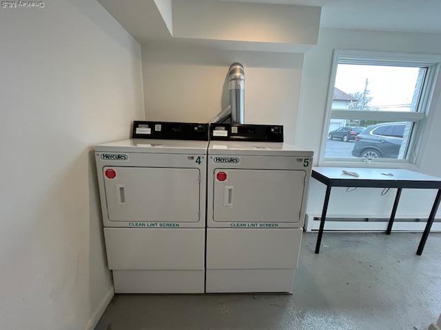 Building Photo - 42 Sintsink Dr E