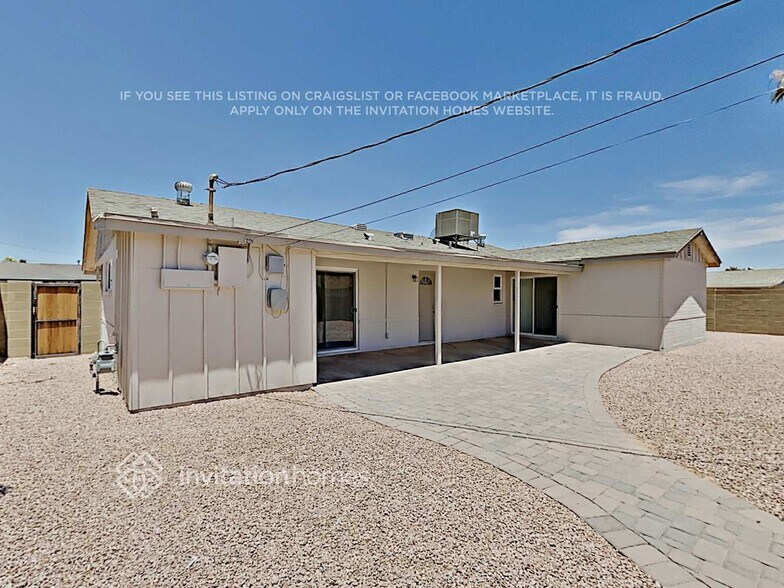 Building Photo - 7349 E Pierce St