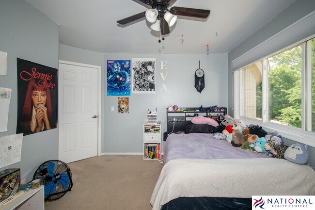 Building Photo - 37709 Glengrove Dr