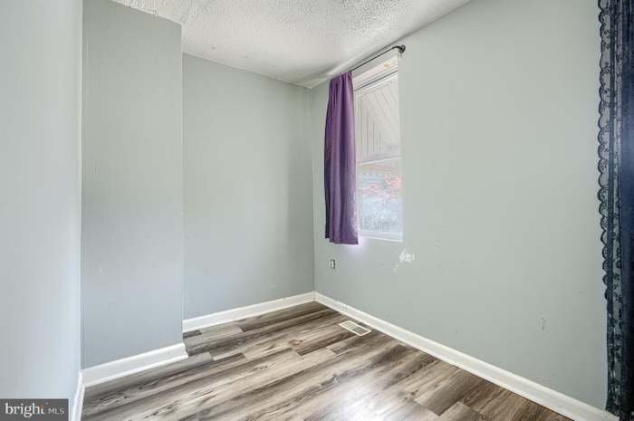 Building Photo - 3506 Hickory Ave