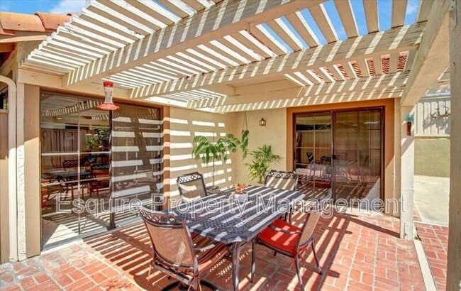 Building Photo - 618 Double Eagle Way