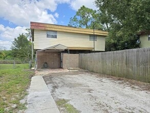 Building Photo - 2830 8 Iron Dr