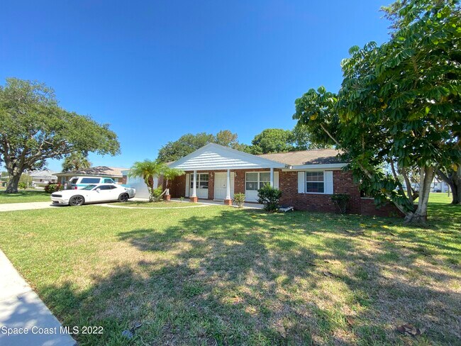 Building Photo - 2668 Bernice Ct