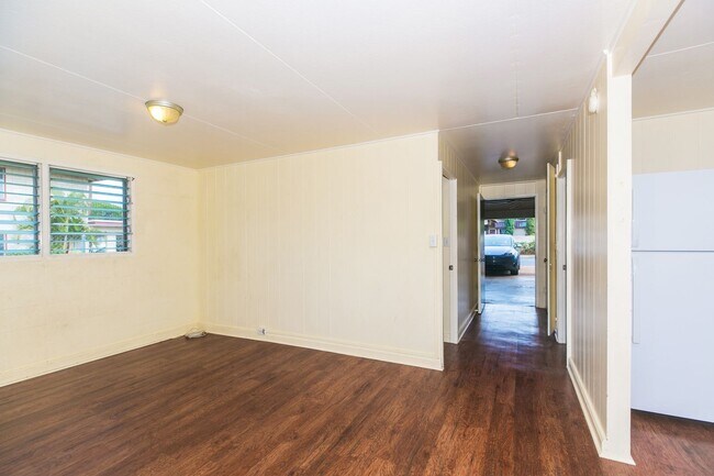 Building Photo - 1112 4th Ave