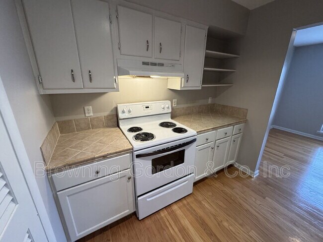 Building Photo - 363 Summit Ridge Cir