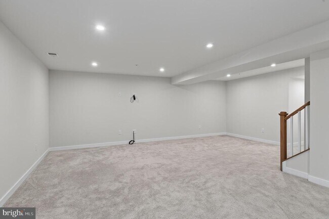 Building Photo - 1047 Watson Ct