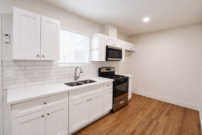Building Photo - 10637 Sagittarius Dr